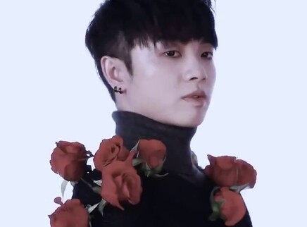 华晨宇红秀杂志花絮