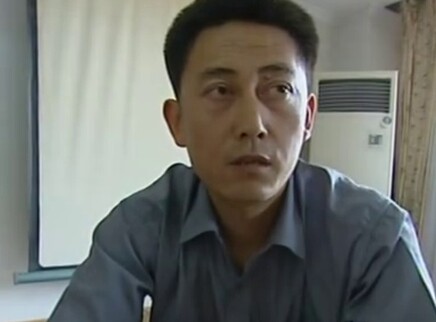 黑白大搏斗 18集